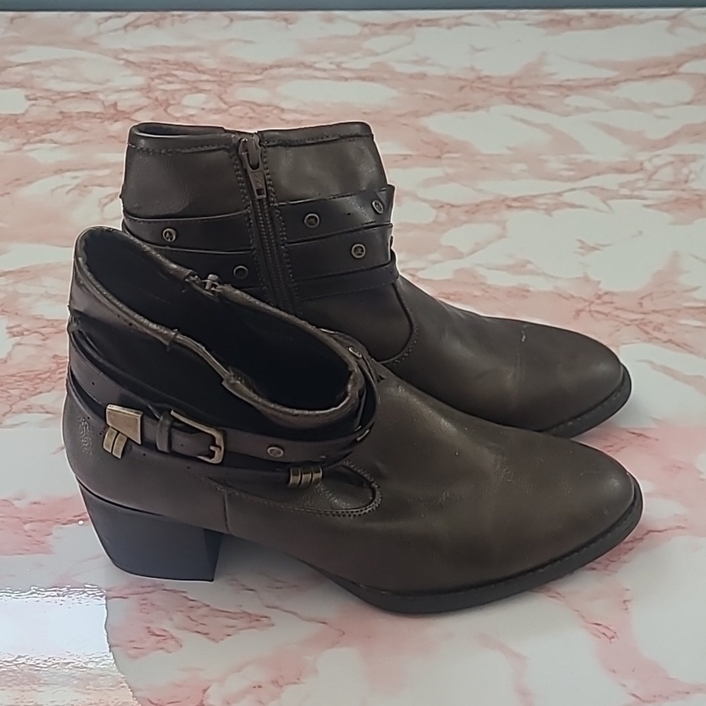 GUC White Mountain Women's Brown Ankle Boots Sz 9M - Picture 3 of 10